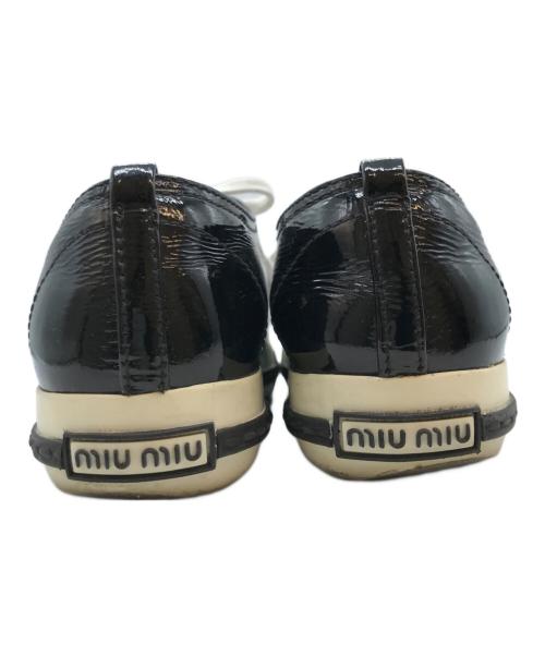 MIU MIU（ミュウミュウ）MIU MIU (ミュウミュウ) ビジュースニーカー ブラック サイズ:37の古着・服飾アイテム