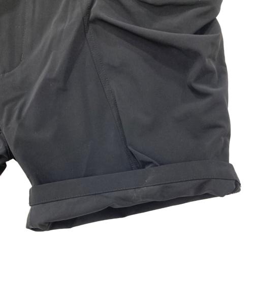 CMF OUTDOOR GARMENT（コンフィーアウトドアガーメント）CMF OUTDOOR GARMENT (コンフィーアウトドアガーメント) ACTIVITY SHORTS ブラック サイズ:Lの古着・服飾アイテム
