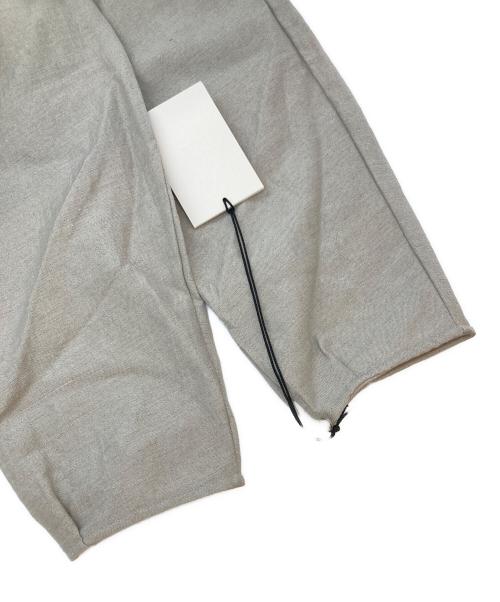 Conte（コンテ）Conte (コンテ) グラス タックワンピース ベージュ サイズ:Free 未使用品の古着・服飾アイテム