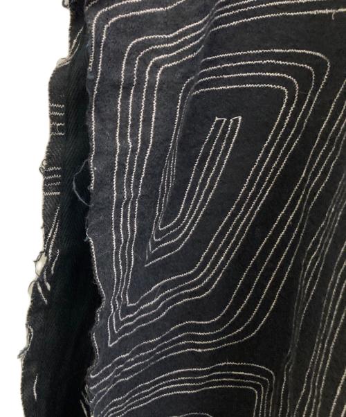 SASQUATCHfabrix.（サスクワッチファブリックス）SASQUATCHfabrix. (サスクワッチファブリックス) PRIMITIVE NEEDLEWORK PONCHO ブラック サイズ:freeの古着・服飾アイテム