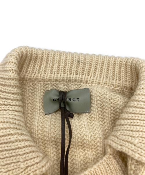 NVRFRGT（ネヴァーフォーゲット）NVRFRGT (ネヴァーフォーゲット) RAW WOOL DAMAGED CARDIGAN アイボリー サイズ:1 未使用品の古着・服飾アイテム