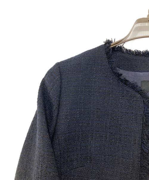 UNTITLED（アンタイトル）UNTITLED (アンタイトル) ラメツイード ノーカラージャケット ネイビー サイズ:3の古着・服飾アイテム