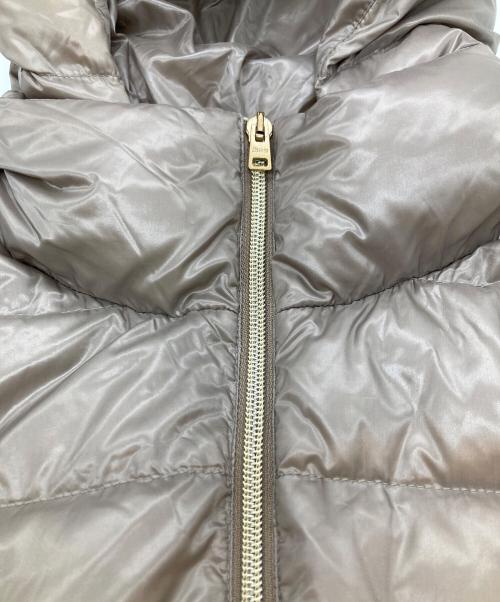 HERNO（ヘルノ）HERNO (ヘルノ) PRODUZ LAVJAPダウンコート ベージュ サイズ:14Aの古着・服飾アイテム