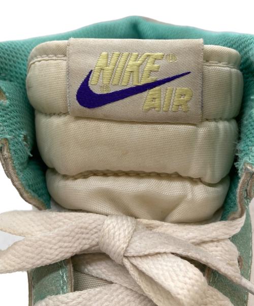 NIKE（ナイキ）NIKE (ナイキ) ハイカットスニーカー/RETRO HIGH TURBO GREEN ホワイト×スカイブルー サイズ:27cmの古着・服飾アイテム