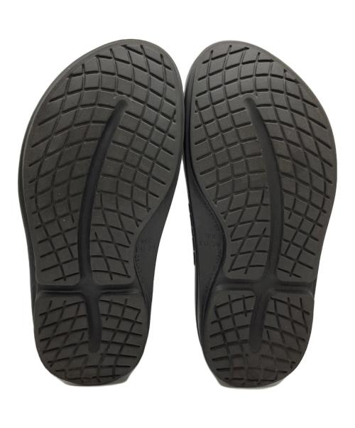 OOFOS（ウーフォス）OOFOS (ウーフォス) OOmega OOahh ブラック サイズ:39の古着・服飾アイテム