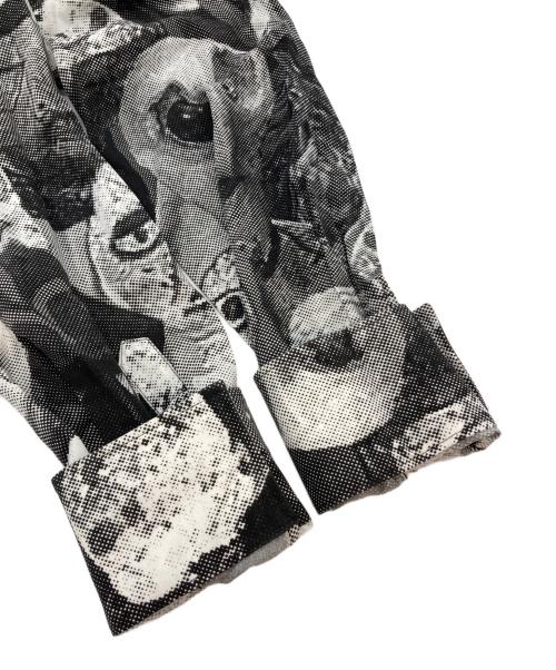 Vivienne Westwood（ヴィヴィアンウエストウッド）Vivienne Westwood (ヴィヴィアンウエストウッド) パペットシャツ ホワイト×ブラック サイズ:50の古着・服飾アイテム