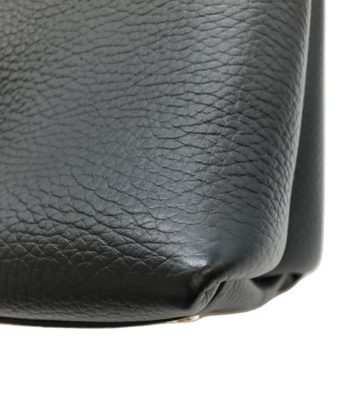 TOD'S（トッズ）TOD'S (トッズ) ハンドバッグ ブラックの古着・服飾アイテム