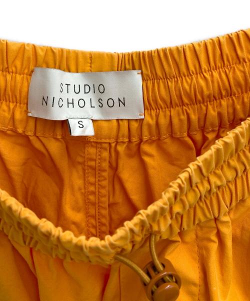 STUDIO NICHOLSON（スタジオ ニコルソン）STUDIO NICHOLSON (スタジオ ニコルソン) FACILE ワイドイージーショーツ オレンジ サイズ:Sの古着・服飾アイテム