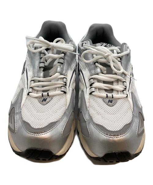 NEW BALANCE（ニューバランス）NEW BALANCE (ニューバランス) ML725 SILVER GRAY ホワイト サイズ:27.5の古着・服飾アイテム