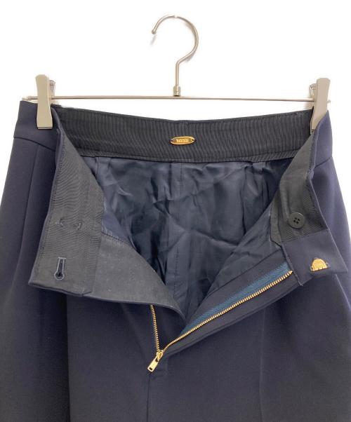 MUSE de Deuxieme Classe（ミューズ ドゥーズィエム クラス）MUSE de Deuxieme Classe (ミューズ ドゥーズィエム クラス) SILK SATIN EASY PANTS ネイビー サイズ:38の古着・服飾アイテム