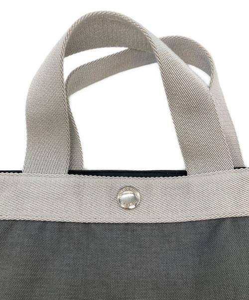 Herve Chapelier（エルベシャプリエ）Herve Chapelier (エルベシャプリエ) シルバーラメ コーデュラナイロン 舟型トート グレー サイズ:-の古着・服飾アイテム