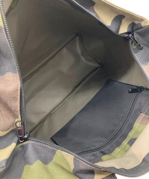 Herve Chapelier（エルベシャプリエ）Herve Chapelier (エルベシャプリエ) 迷彩ナイロン舟型トート/トートバッグ ベージュ×オリーブの古着・服飾アイテム