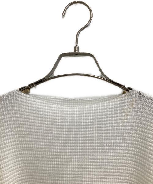 me ISSEY MIYAKE（ミーイッセイ ミヤケ）me ISSEY MIYAKE (ミーイッセイ ミヤケ) カットソー ホワイト サイズ:-の古着・服飾アイテム
