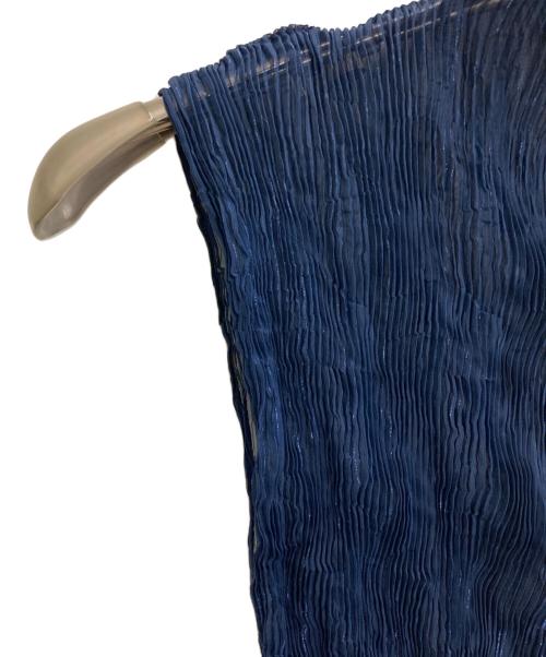ISSEY MIYAKE（イッセイミヤケ）ISSEY MIYAKE (イッセイミヤケ) シフォンプリーツノースリーブカットソー ネイビー サイズ:2の古着・服飾アイテム