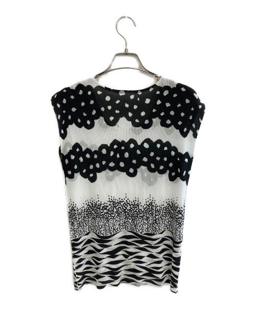 PLEATS PLEASE（プリーツプリーズ）PLEATS PLEASE (プリーツプリーズ) プリーツノースリーブカットソー ホワイト×ブラック サイズ:3の古着・服飾アイテム