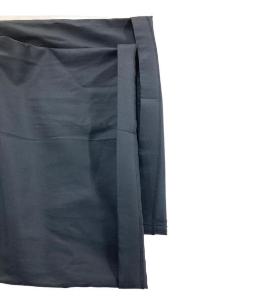 ADORE（アドーア）ADORE (アドーア) チンツギャバパンツ ブラック サイズ:Ｍ 未使用品の古着・服飾アイテム