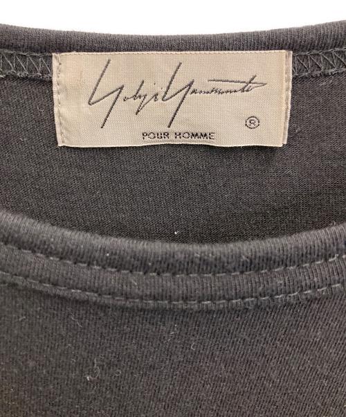 Yohji Yamamoto pour homme（ヨウジヤマモト プールオム）Yohji Yamamoto pour homme (ヨウジヤマモト プールオム) 英字プリントTシャツ ブラック サイズ:3の古着・服飾アイテム