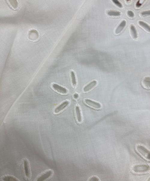 RED VALENTINO（レッドヴァレンティノ）RED VALENTINO (レッドヴァレンティノ) SANGALLO EMBROIDERED COTTON VOILE DRESS ホワイト サイズ:Mの古着・服飾アイテム