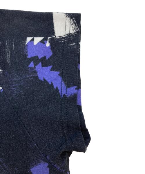 Vivienne Westwood（ヴィヴィアンウエストウッド）Vivienne Westwood (ヴィヴィアンウエストウッド) 柄カットソー パープル×ブラック サイズ:XSの古着・服飾アイテム