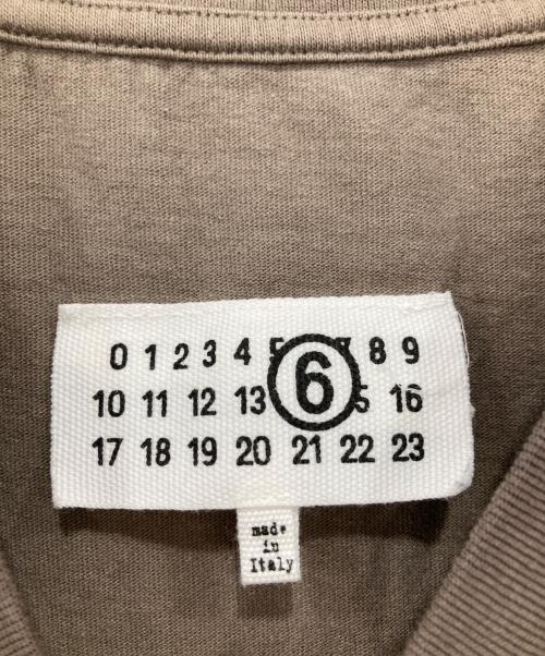 MM6 Maison Margiela（エムエムシックスメゾンマルジェラ）MM6 Maison Margiela (エムエムシックスメゾンマルジェラ) Tシャツ ブラウン サイズ:Lの古着・服飾アイテム