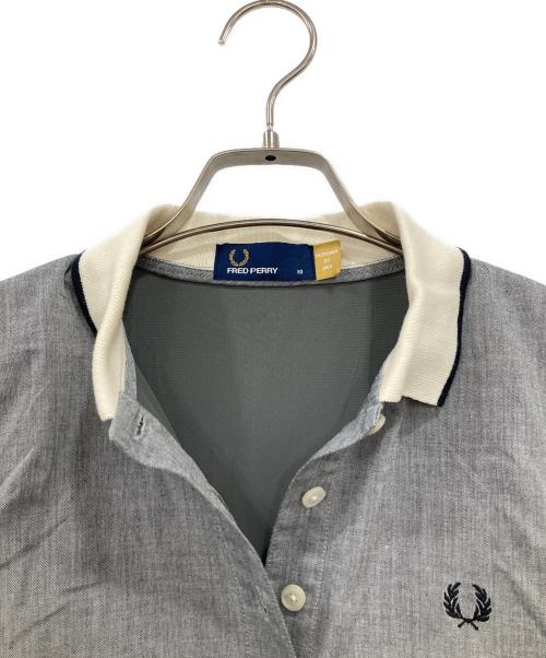 FRED PERRY（フレッドペリー）FRED PERRY (フレッドペリー) CAROLINA GLASER (カロリナ グレイサー) 襟付き クラシカルプリーツワンピース グレー サイズ:10の古着・服飾アイテム