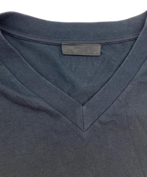 PRADA（プラダ）PRADA (プラダ) VネックTシャツ ブラック サイズ:XLの古着・服飾アイテム