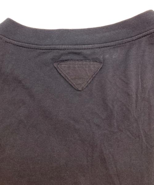 PRADA（プラダ）PRADA (プラダ) VネックTシャツ ブラック サイズ:XLの古着・服飾アイテム