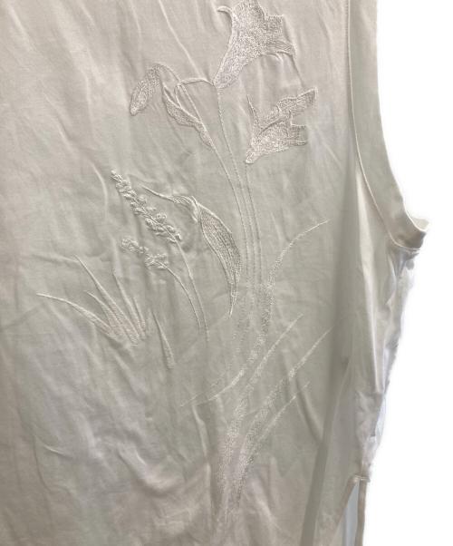 Mame Kurogouchi（マメクロゴウチ）mame kurogouchi (マメクロゴウチ) Suvin Cotton Jersey Emboridery Top ホワイト サイズ:3の古着・服飾アイテム