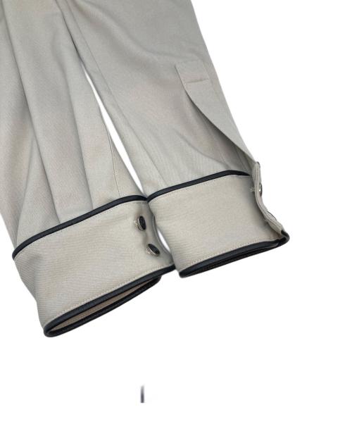 MURRAL（ミューラル）MURRAL (ミューラル) ベルト付シャツ ベージュ サイズ:Freeの古着・服飾アイテム