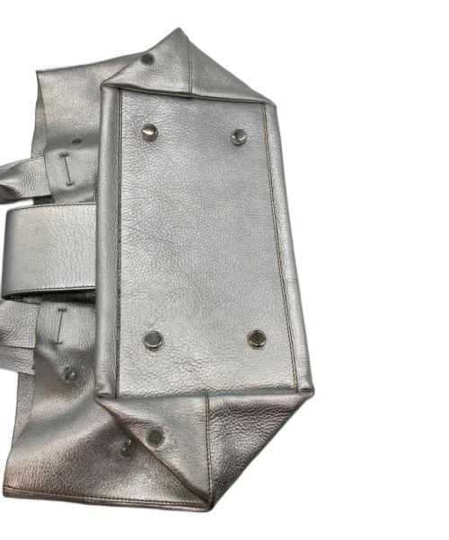 NUR DONATELLA LUCCHI（ヌールドナテッラルッキ）nur donatella lucchi (ヌールドナテッラルッキ) トートバッグ シルバーの古着・服飾アイテム