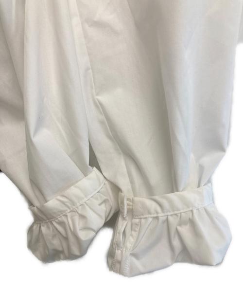 JUSGLITTY（ジャスグリッティー）JUSGLITTY (ジャスグリッティー) ブラウス ホワイト×ブラック サイズ:2の古着・服飾アイテム