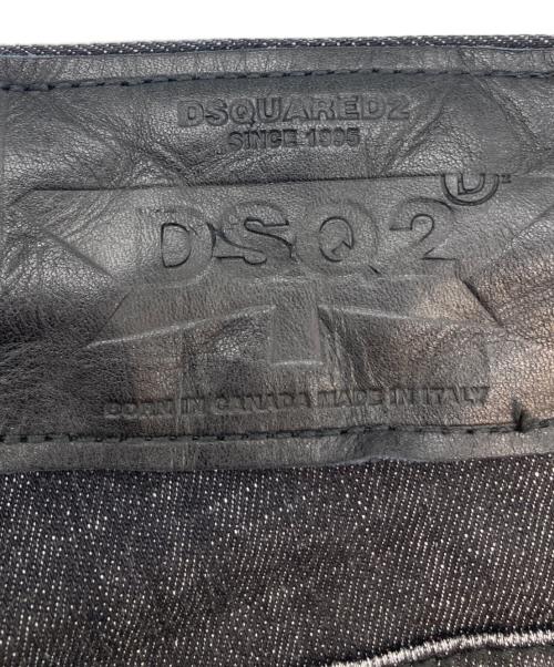 DSQUARED2（ディースクエアード）DSQUARED2 (ディースクエアード) BLACK WORKED WASH SKATER JEAN ブラック サイズ:44の古着・服飾アイテム