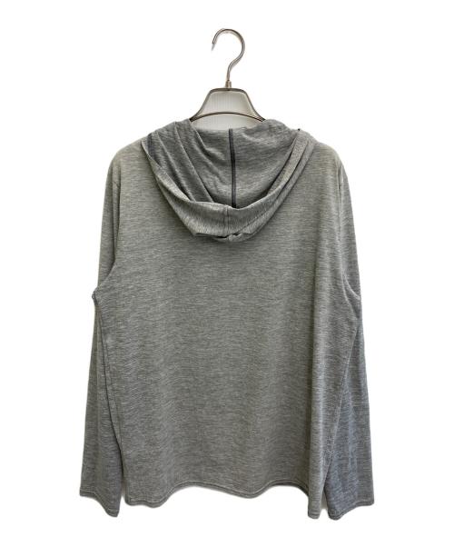 Patagonia（パタゴニア）Patagonia (パタゴニア) Capilene Cool Daily Hoody グレー サイズ:Mの古着・服飾アイテム