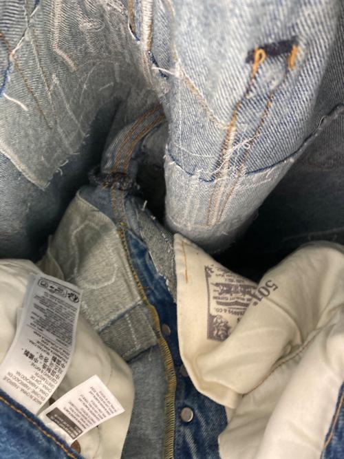 LEVI'S（リーバイス）LEVI'S (リーバイス) 501 リペア加工デニムパンツ インディゴ サイズ:W34の古着・服飾アイテム