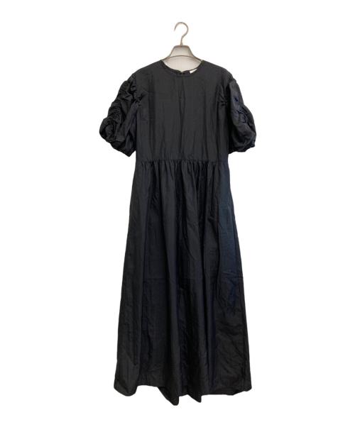 6(ROKU) BEAUTY&YOUTH（ロク ビューティーアンドユース）6(ROKU) BEAUTY&YOUTH (ロク ビューティーアンドユース) ナイロンボリュームワンピース ブラック サイズ:38の古着・服飾アイテム