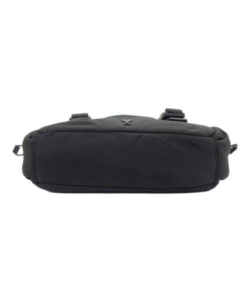 ami（アミ）ami (アミ) AMI DE COEUR MESSENGER BAG ブラックの古着・服飾アイテム