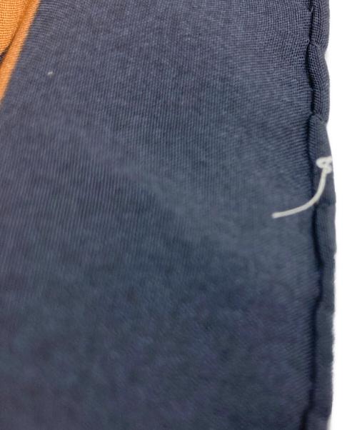 CHANEL（シャネル）CHANEL (シャネル) 大判スカーフ ブラック×ブラウンの古着・服飾アイテム