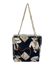 CHANEL（シャネル）の古着「ショルダーバッグ」｜ホワイト×ブラック