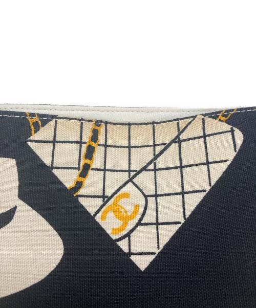 CHANEL（シャネル）CHANEL (シャネル) ショルダーバッグ ホワイト×ブラック サイズ:-の古着・服飾アイテム