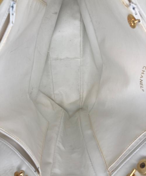 CHANEL（シャネル）CHANEL (シャネル) ショルダーバッグ ホワイト×ブラック サイズ:-の古着・服飾アイテム