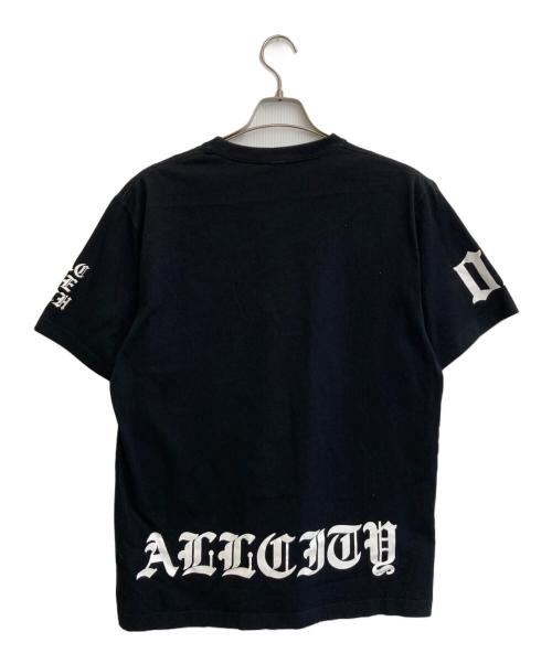 THE BLACK EYE PATCH（ブラックアイパッチ）THE BLACK EYE PATCH (ブラックアイパッチ) HEAVY BLACKLETTERS Tee ブラック サイズ:SIZE Lの古着・服飾アイテム
