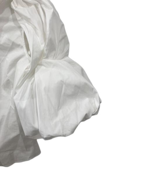 jacquemus（ジャックムス）jacquemus (ジャックムス) パフスリーブブラウス ホワイト サイズ:Mの古着・服飾アイテム