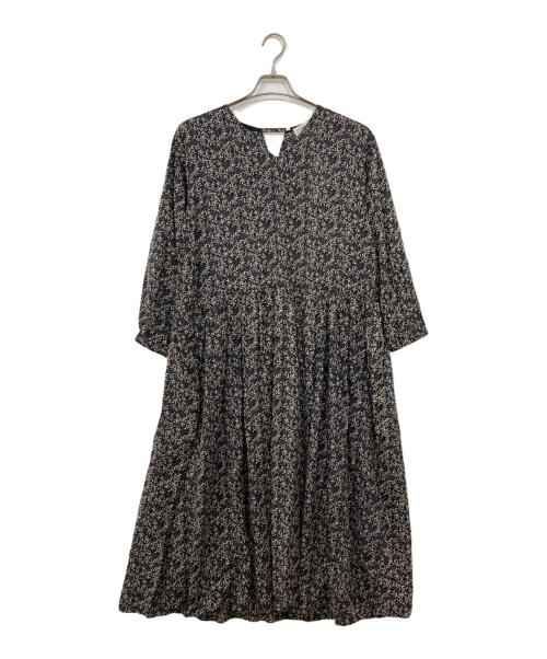 BEARDSLEY（ビアズリー）BEARDSLEY (ビアズリー) プリントギャザーワンピ ブラック サイズ:F 未使用品の古着・服飾アイテム