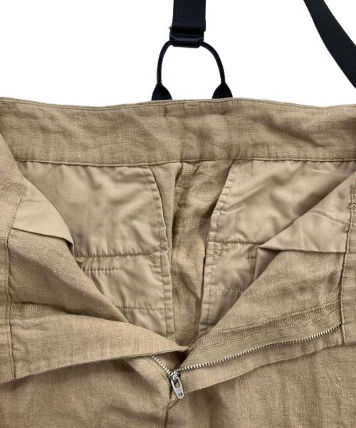 Adam et Rope（アダム エ ロペ）Adam et Rope (アダム エ ロペ) ヨーロピアンフラックスリネンサスペンダースカート ブラウン サイズ:Mの古着・服飾アイテム