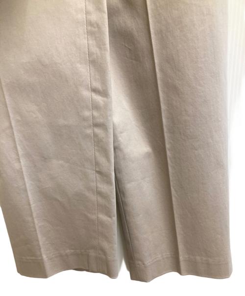 mizuiro-ind（ミズイロインド）mizuiro-ind (ミズイロインド) センタープレスパンツ アイボリー サイズ:2 未使用品の古着・服飾アイテム