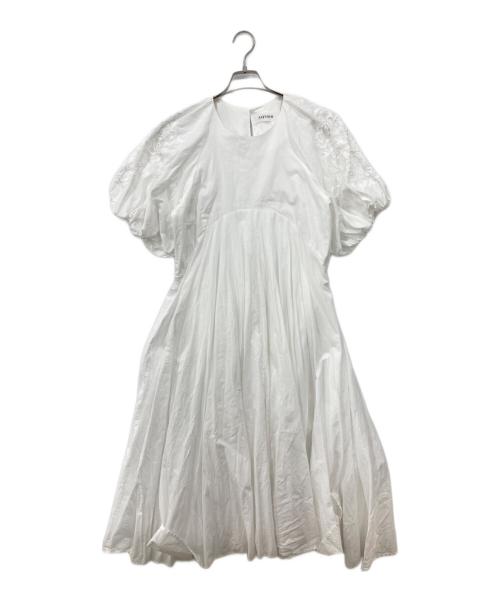 aayushi（アユ―シ）AAYUSHI (アユ―シ) パフスリーブエンブロイダリーフレアワンピース ホワイト サイズ:-の古着・服飾アイテム