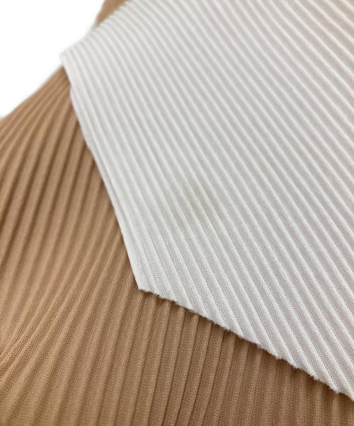 kotohayokozawa（コトハヨコザワ）kotohayokozawa (コトハヨコザワ) プリーツカットソー マルチカラー サイズ:-の古着・服飾アイテム