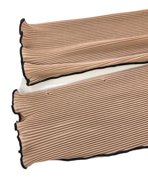 kotohayokozawa（コトハヨコザワ）kotohayokozawa (コトハヨコザワ) プリーツカットソー マルチカラー サイズ:-の古着・服飾アイテム