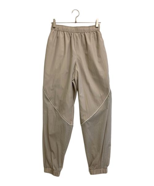 emmi（エミ）emmi (エミ) eco 撥水ナイロンエアーパンツ ベージュ サイズ:freeの古着・服飾アイテム