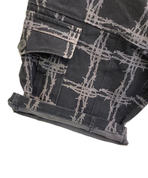 UNDERCOVER（アンダーカバー）UNDERCOVER (アンダーカバー) 有刺鉄線カーゴショーツ ブラック サイズ:ｍの古着・服飾アイテム